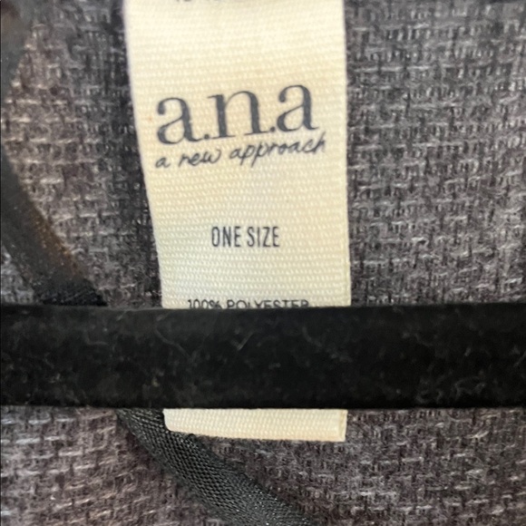 a.n.a Black Fringe Cape - Picture 2 of 3